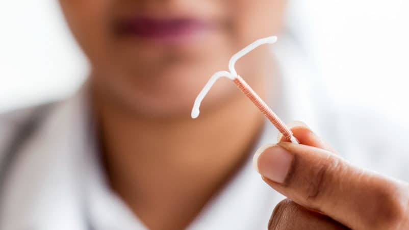 IUD KB سرپل کا استعمال کرتے ہوئے اب بھی حاملہ ہے