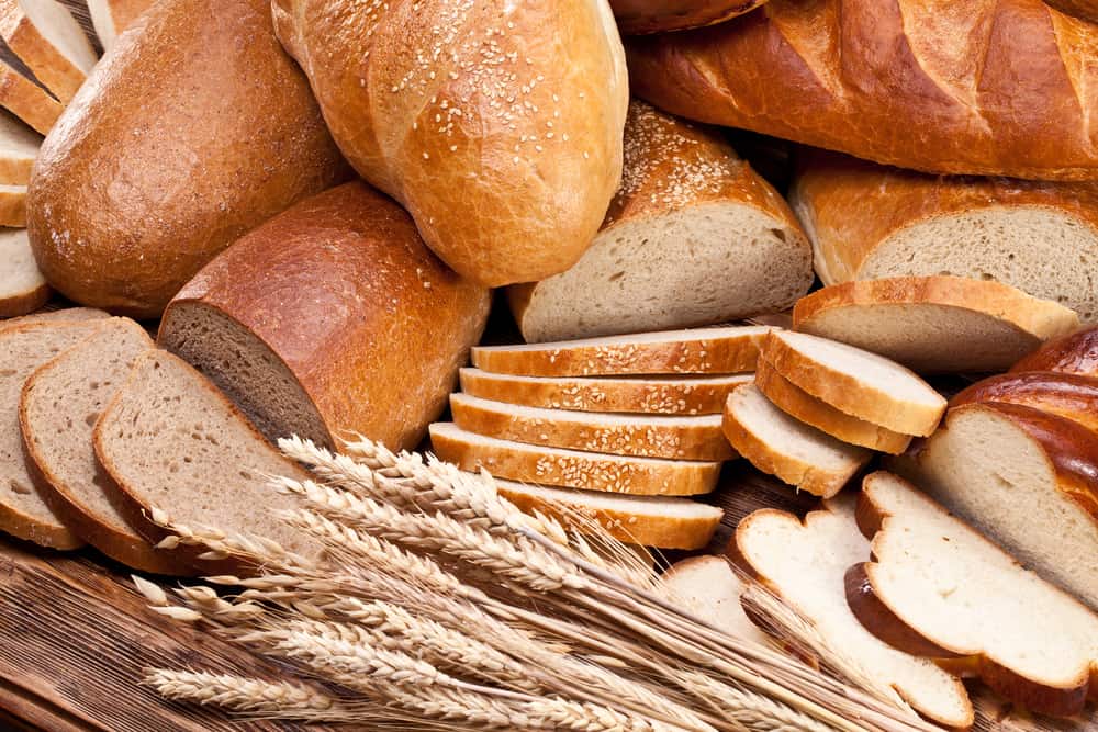 پوری گندم کی روٹی یا سفید روٹی