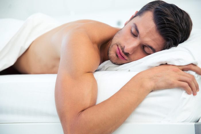 ننگے سونے کے فوائد