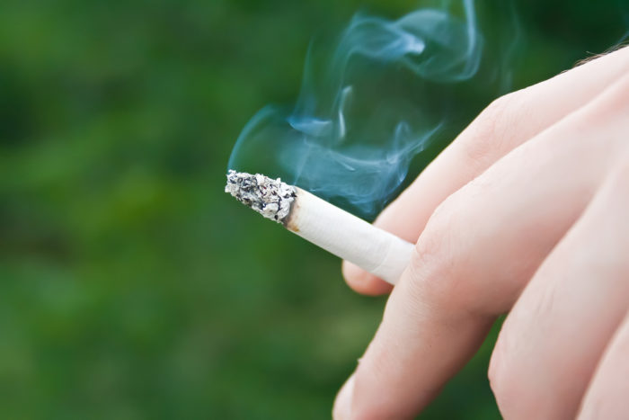 تمباکو نوشی کا سبب بنتا ہے جگر